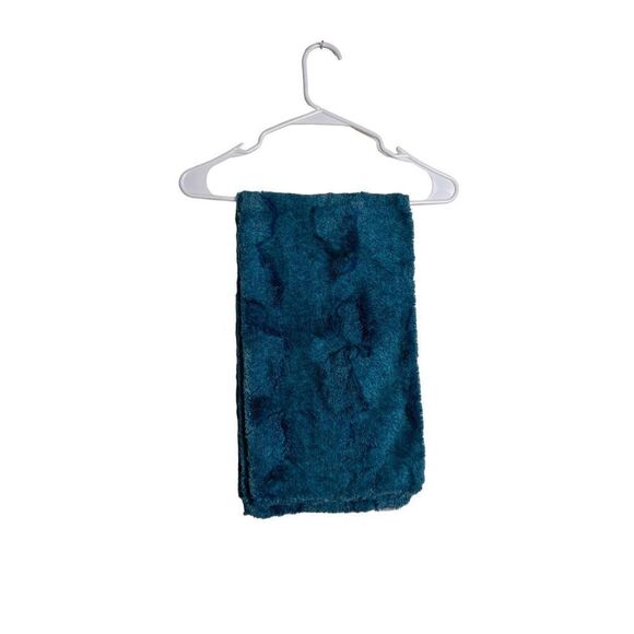 Aspyn Grove Teal Scarf - Picture 1 of 5